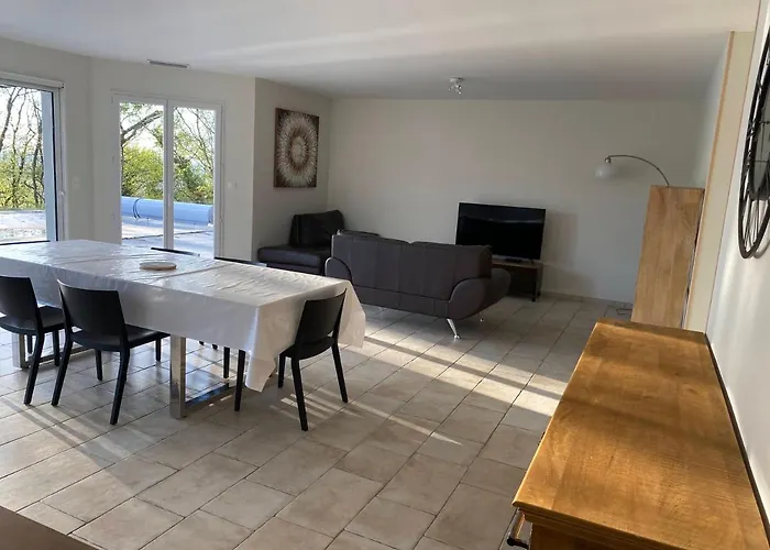 Maison بيت للعطل *